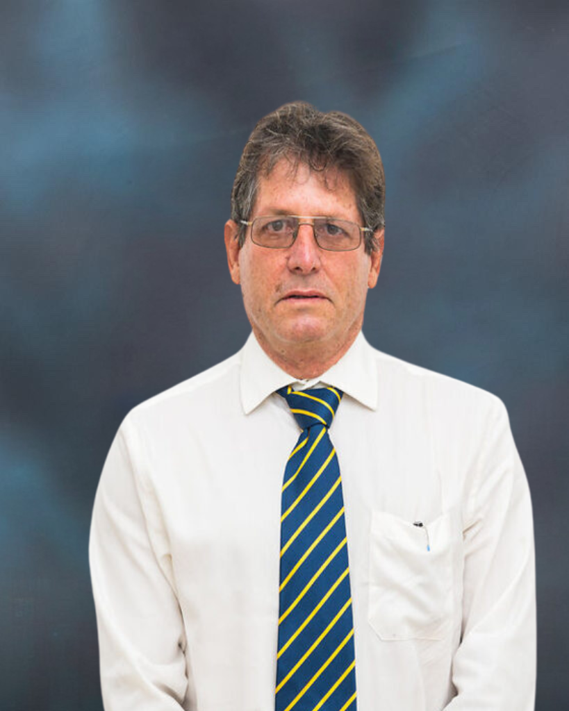 Dr. Robert Yearwood Chairperson – Grenada Medical and Dental Council Director